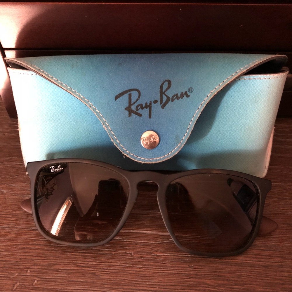 RayBan Tortoise sunglasses